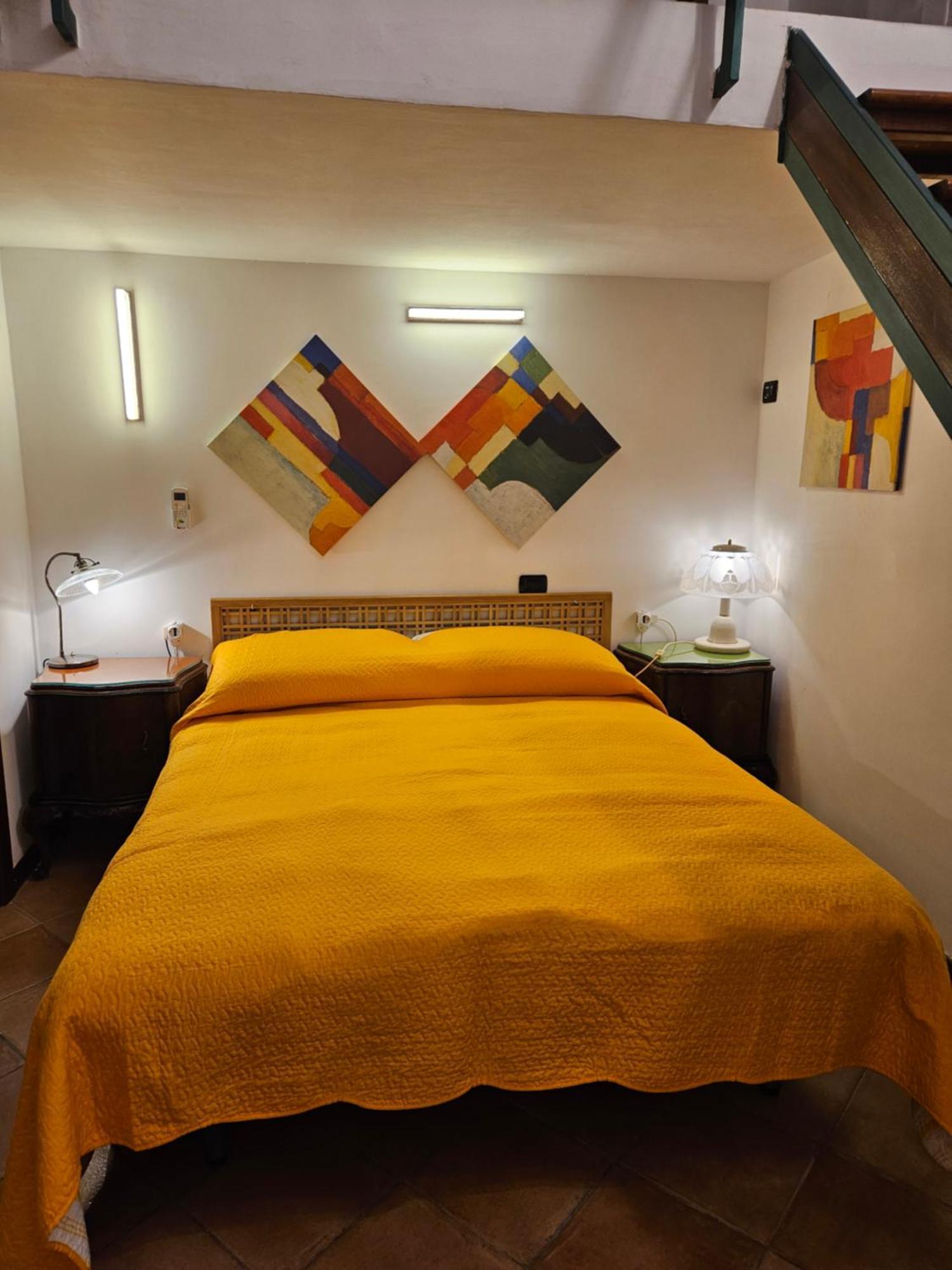 Ferienwohnung Segreta Catalana Neapel Exterior foto